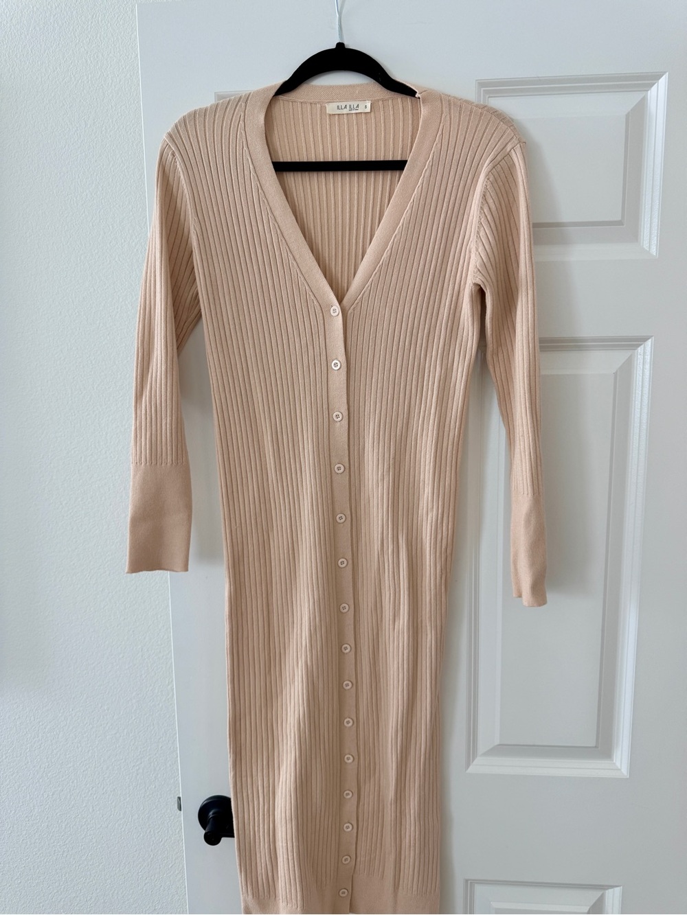 ILLA ILLA Beige Ribbed Button-Front Long Sleeve Dress